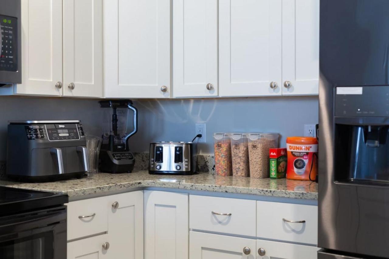 4Br King Beds Steps To Beach And 2Nd Pier Apartment A マートルビーチ エクステリア 写真